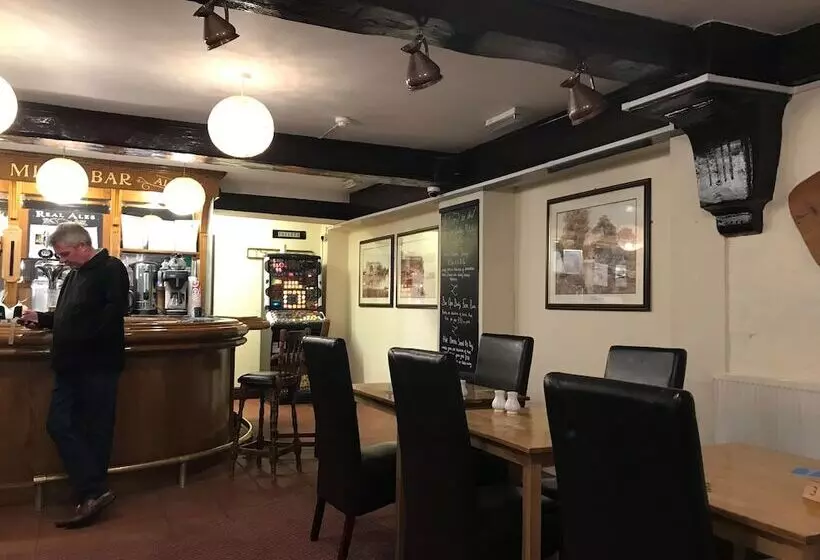 فندق Wensum Lodge