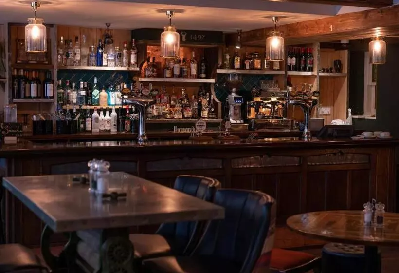 فندق White Hart Inn