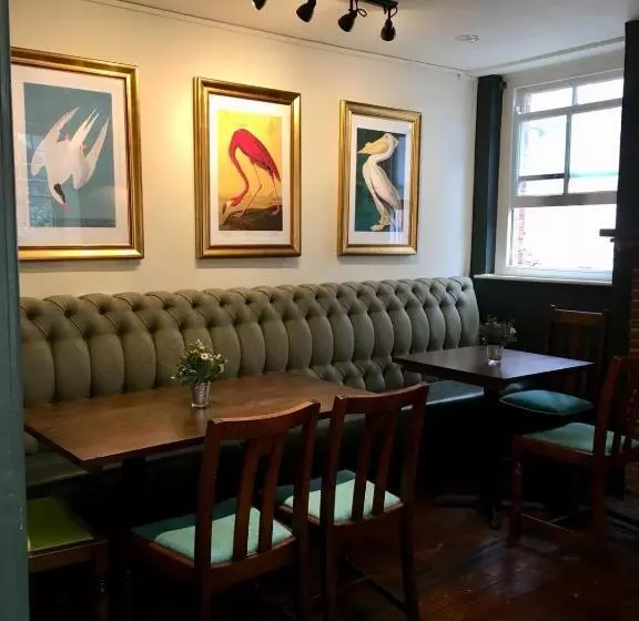 فندق White Hart Inn