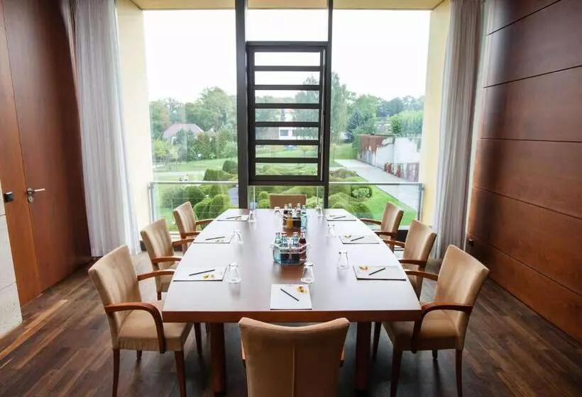 Rugs Hotel Am Schlosspark Lichtenwalde