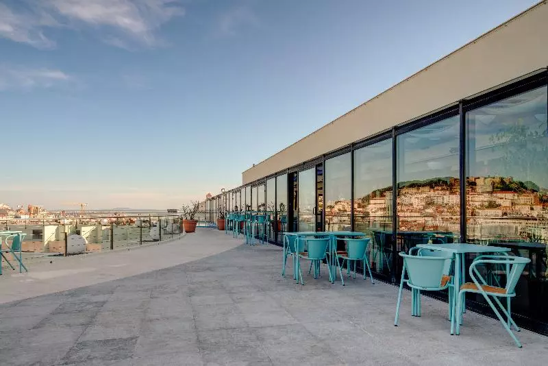 Vip Executive Eden Apart