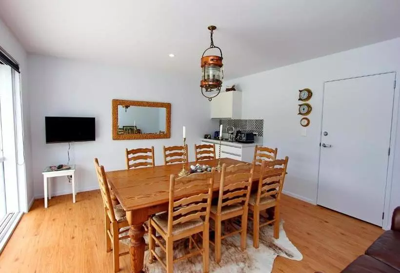 ベッドアンドブレックファースト Aotea Boutique Accommodation