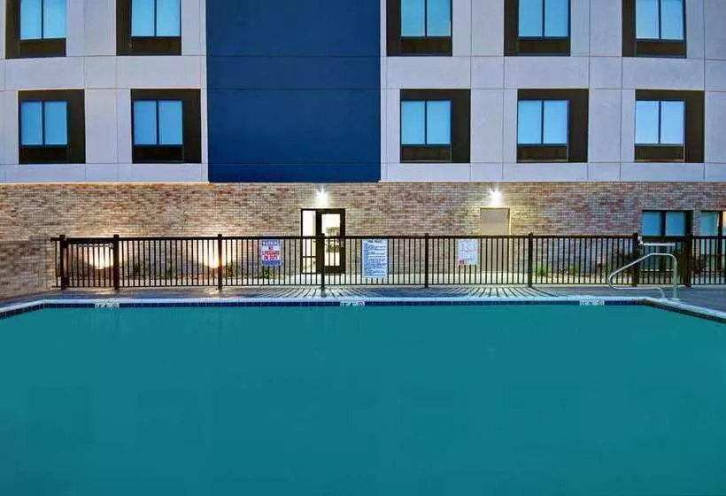 Hotelli Hampton Inn Midland South
