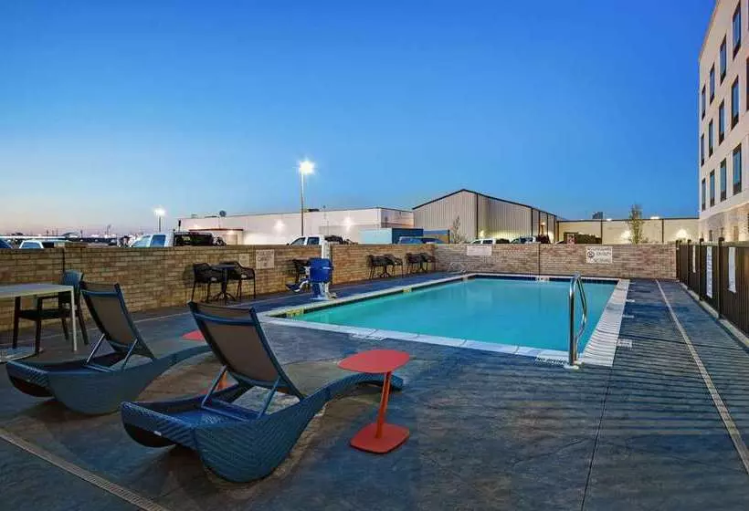 Hotelli Hampton Inn Midland South