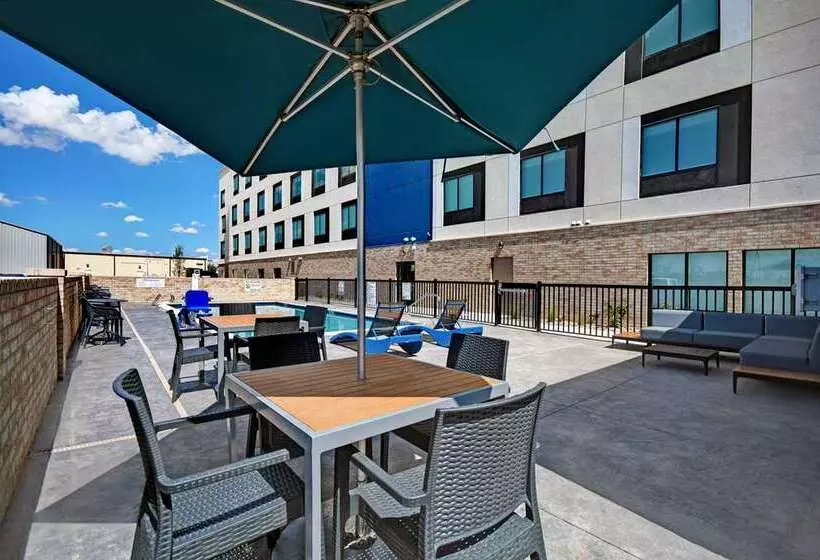 Hotelli Hampton Inn Midland South