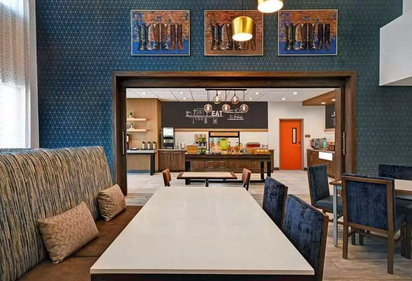 Hotelli Hampton Inn Midland South