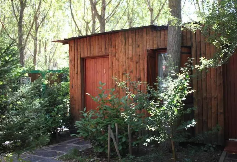 ホテル Pirineos Cien Lagos