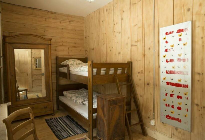 هتل Riversong Centre Thermal