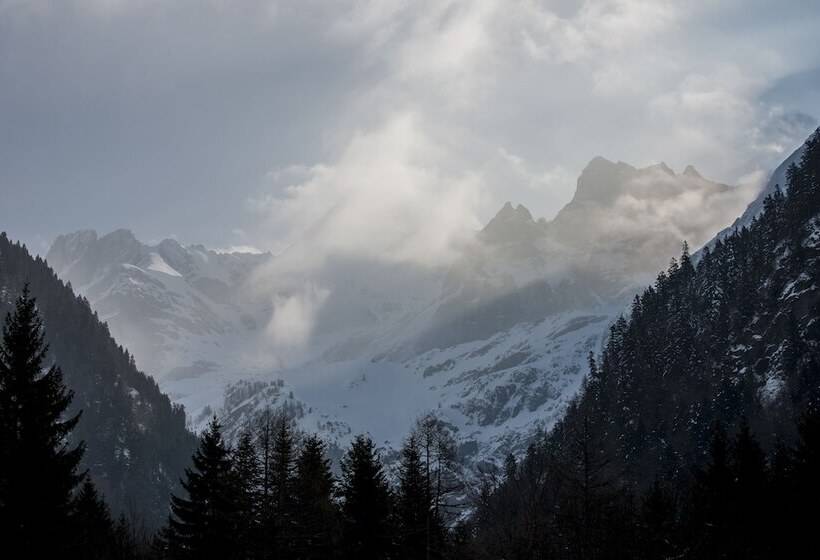 هتل Riversong Centre Thermal