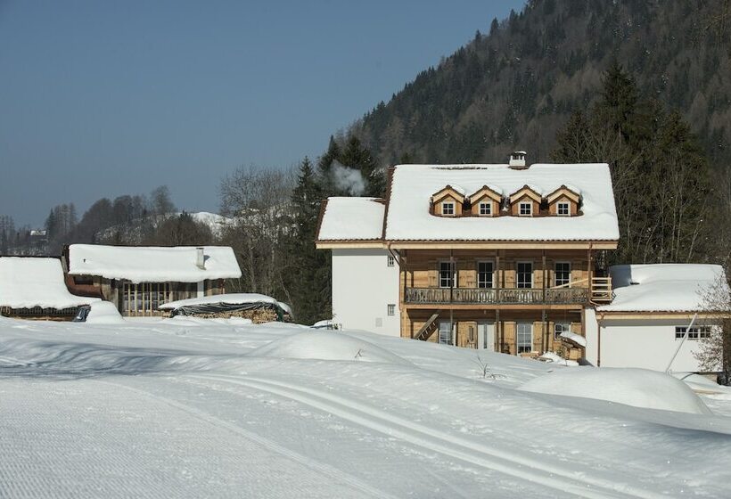 هتل Riversong Centre Thermal