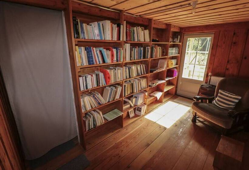 هتل Riversong Centre Thermal