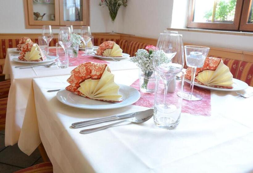 فندق Gästehaus Sachsenstübel