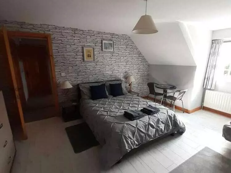 ベッドアンドブレックファースト Evaron House