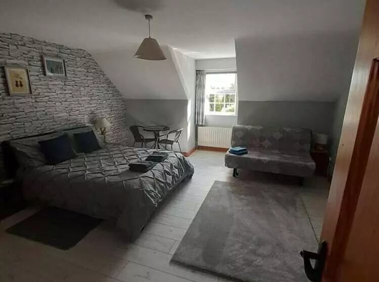 ベッドアンドブレックファースト Evaron House