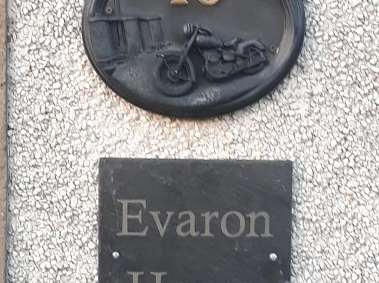 ベッドアンドブレックファースト Evaron House