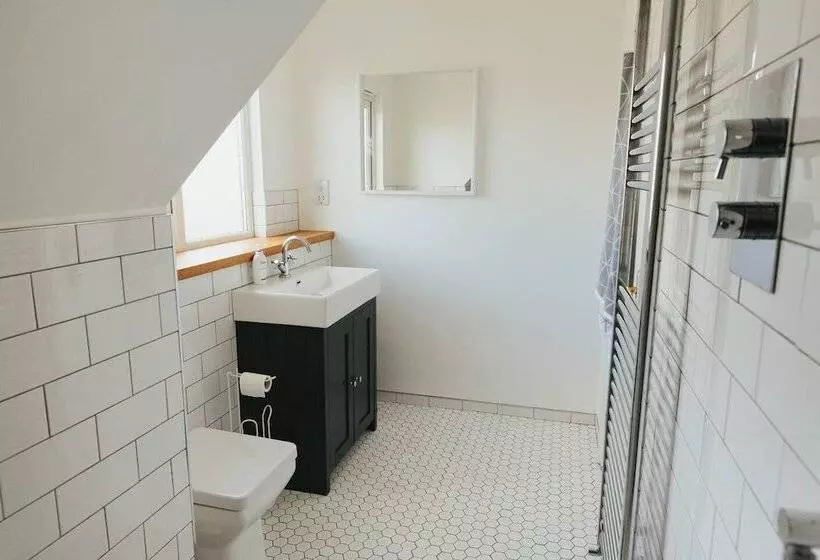 Family Home In Newquay, Parking, 3 Min Walk Beach