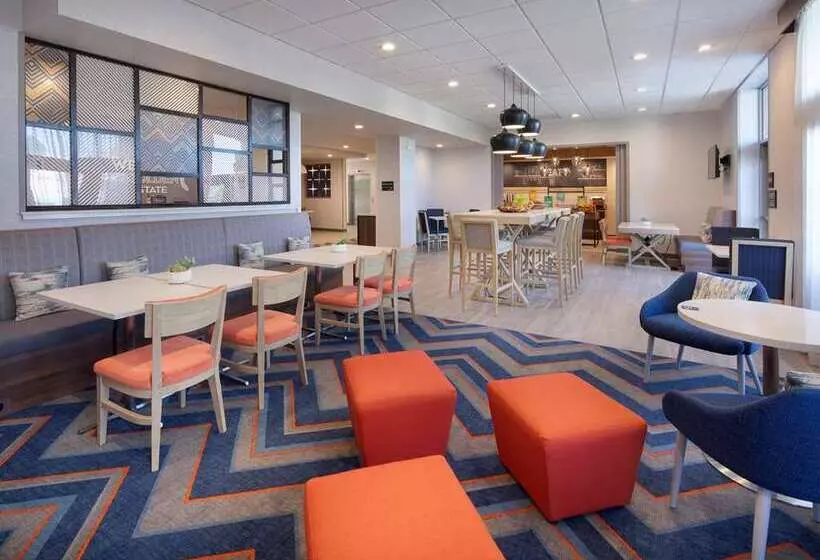 هتل Hampton Inn Santa Cruz West, Ca