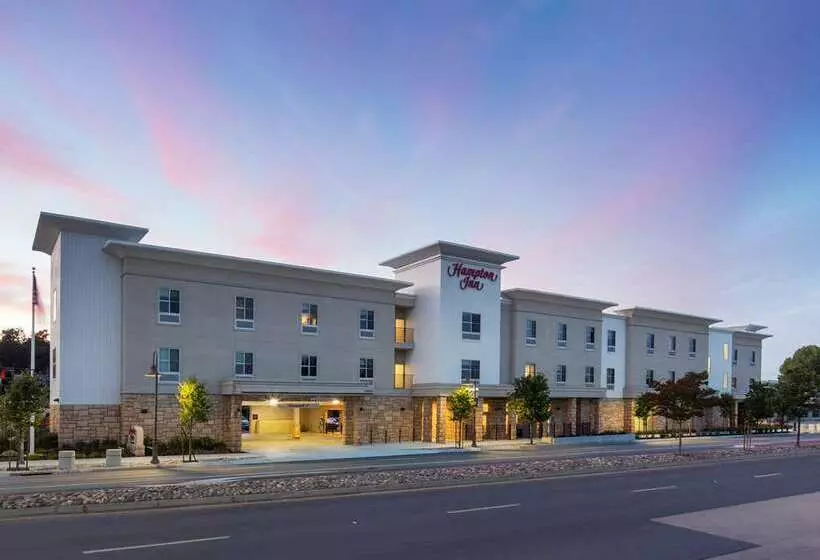 هتل Hampton Inn Santa Cruz West, Ca