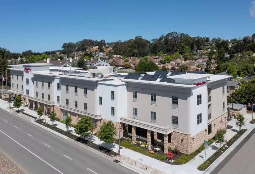 هتل Hampton Inn Santa Cruz West, Ca