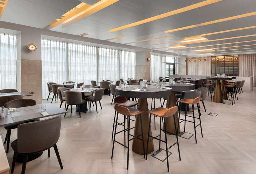 ホテル Hilton Garden Inn Silverstone