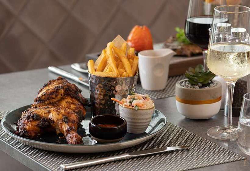 ホテル Hilton Garden Inn Silverstone