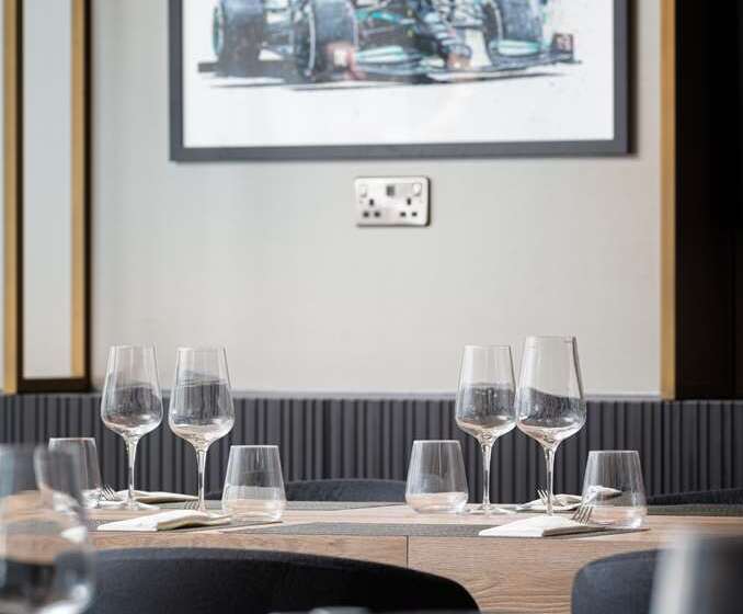 ホテル Hilton Garden Inn Silverstone