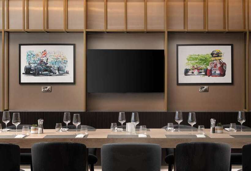 ホテル Hilton Garden Inn Silverstone