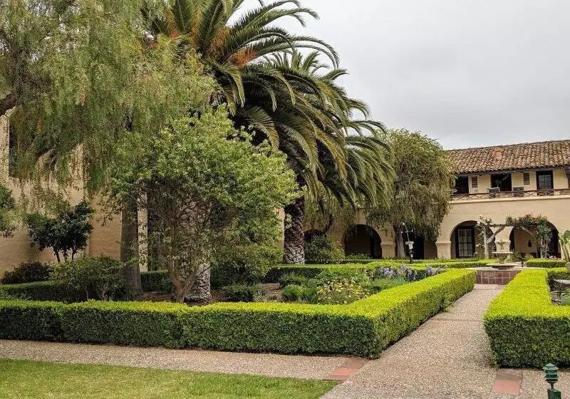 Hotelli The Winston Solvang