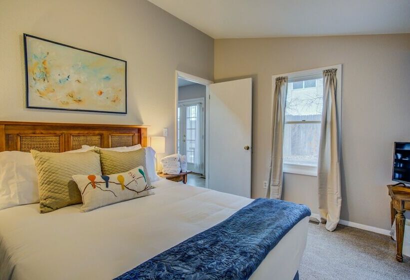 5brmonument Historic Charmminutes To Hiking