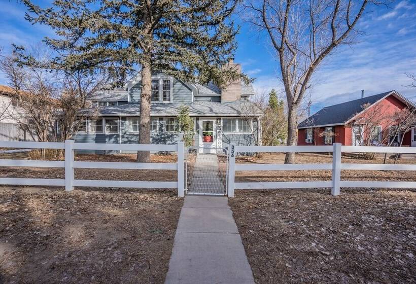 5brmonument Historic Charmminutes To Hiking