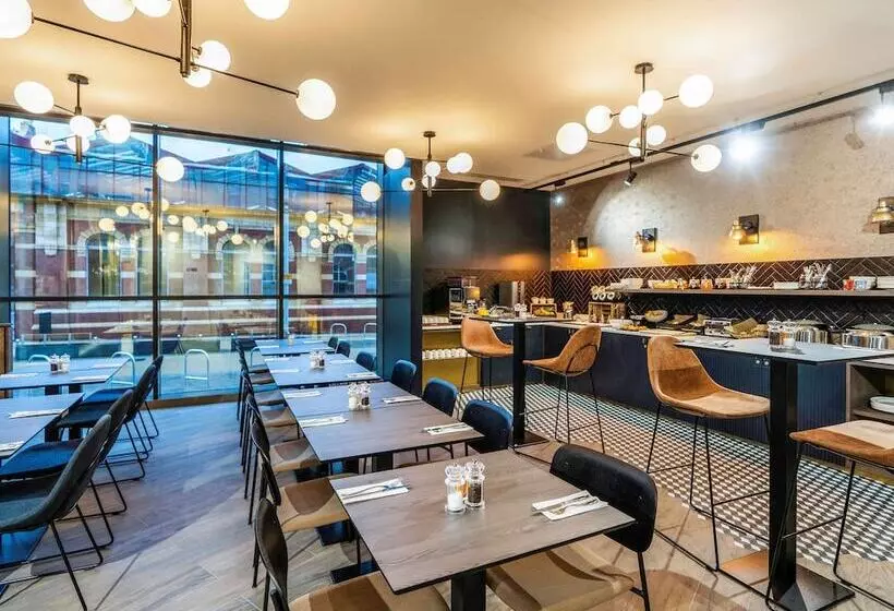 Aparthotel Adagio Leicester