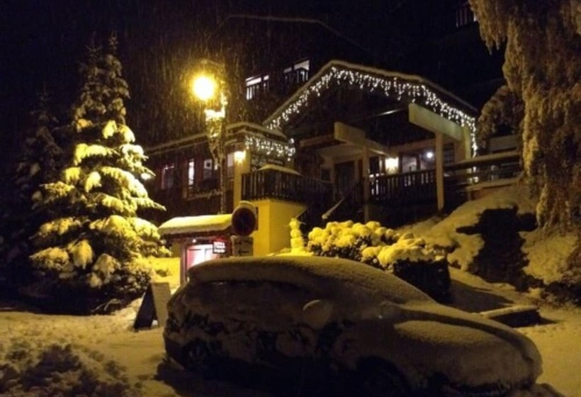 Chalet Hotel Rhododendrons