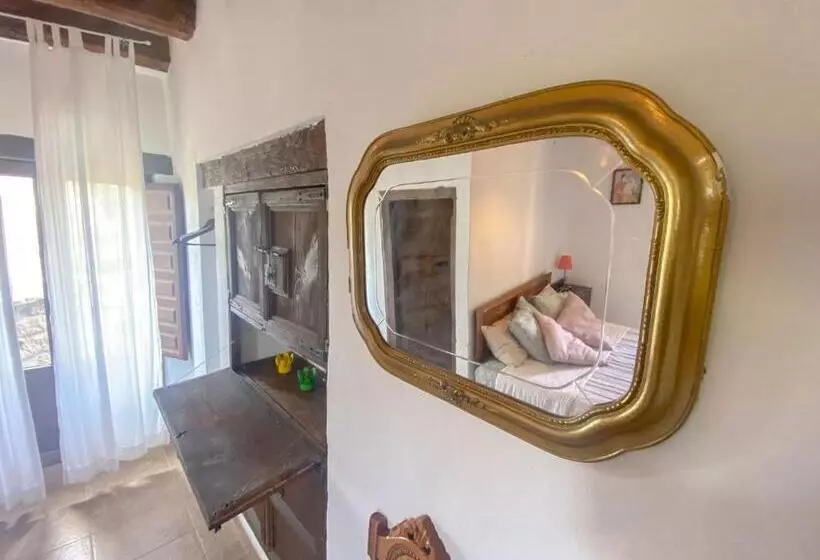 Hotelli Casa Rural Sant Petrus De Madrona