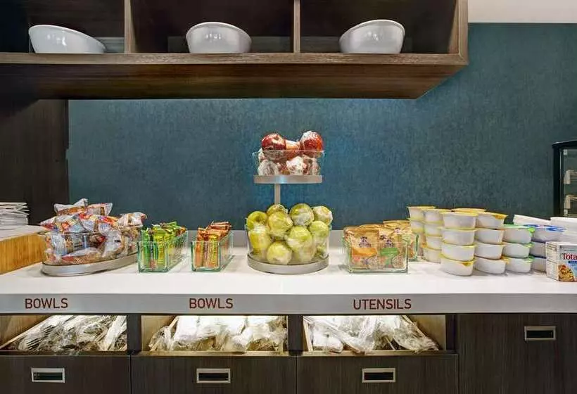 Hotelli Home2 Suites Asheville Airport