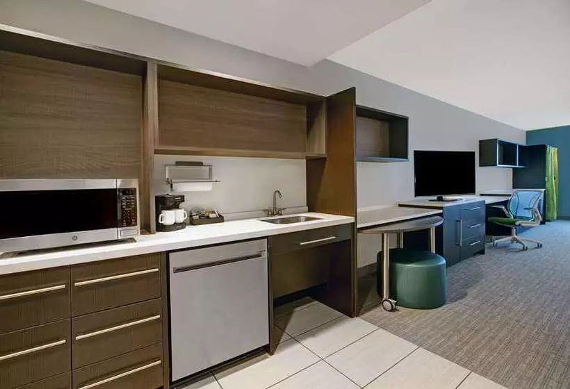 Hotelli Home2 Suites Asheville Airport