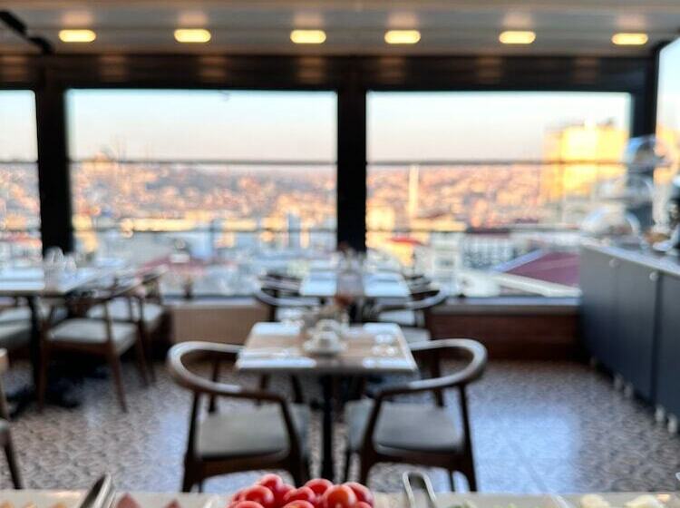 ホテル Meroddi La Porta