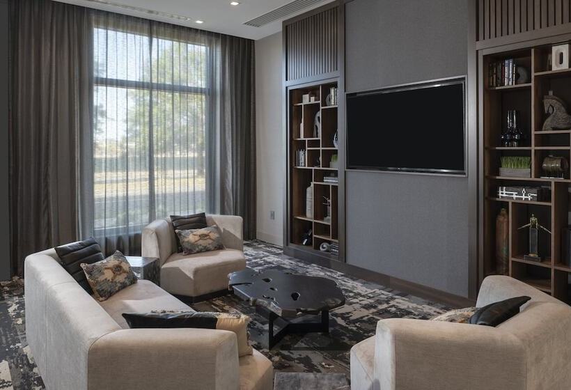 هتل Staybridge Suites Boston Logan Airport Revere, An Ihg