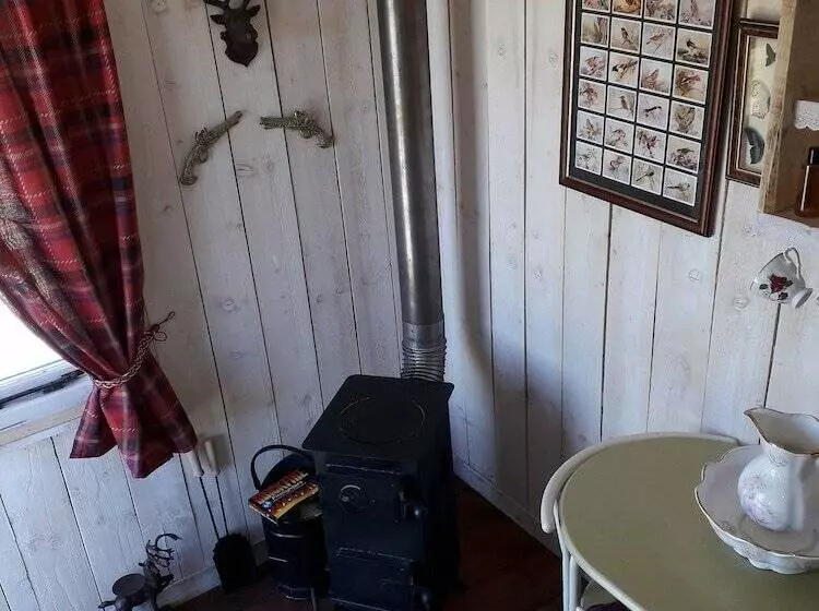 Meadow Shepherds Hut