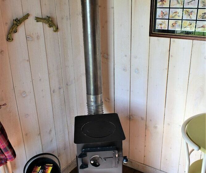 Meadow Shepherds Hut