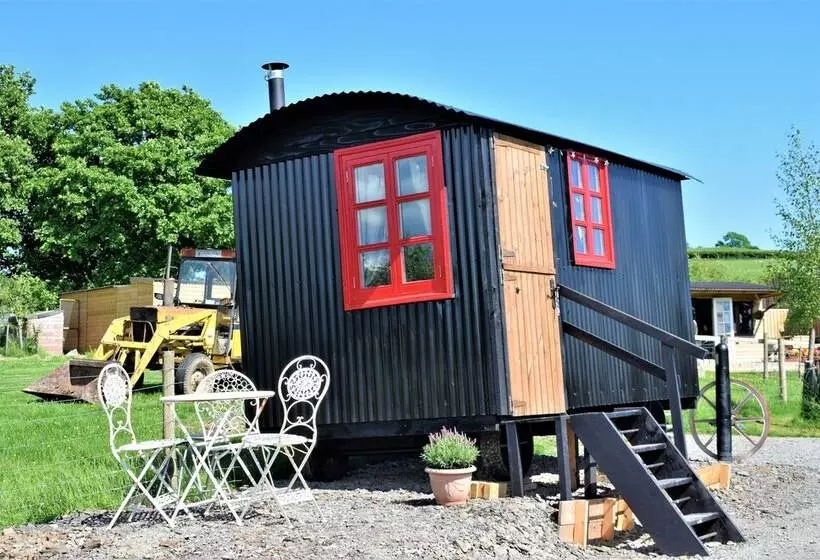 Meadow Shepherds Hut