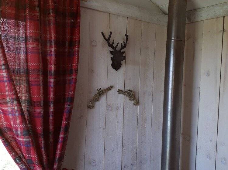 Meadow Shepherds Hut