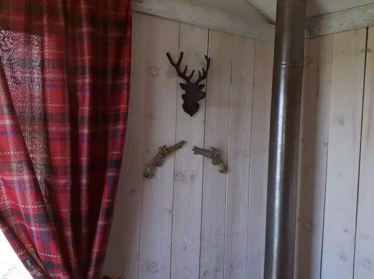 Meadow Shepherds Hut