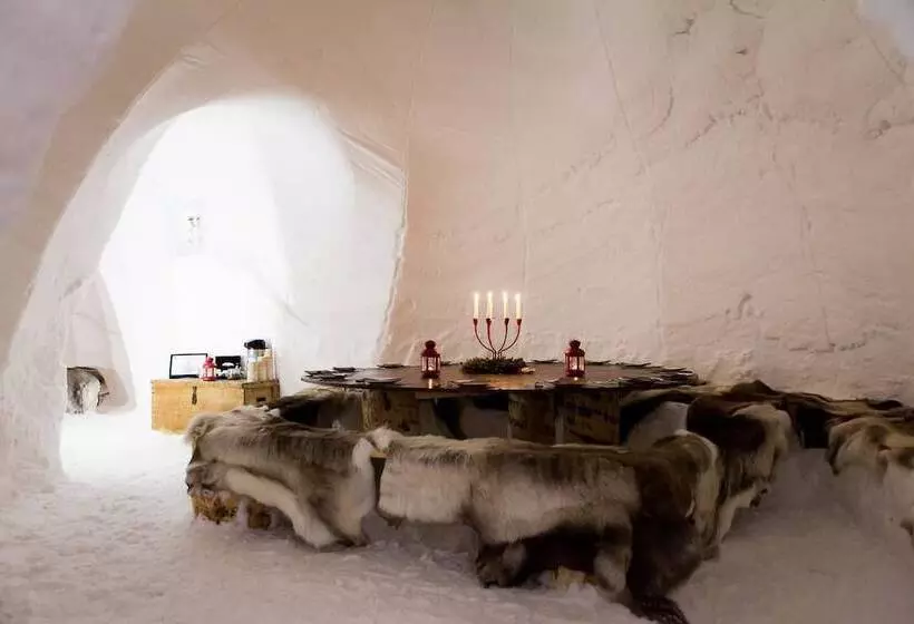 پانسیون Blacksheep Village Igloo