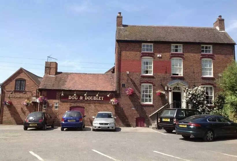 The Dog & Doublet Inn