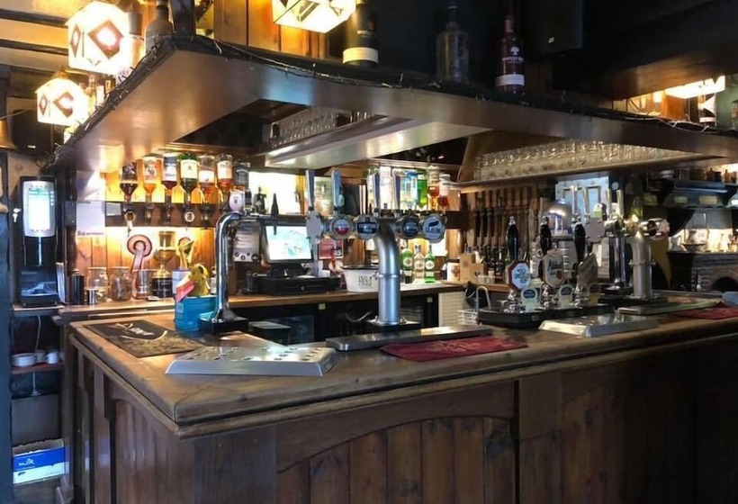 The Dog & Doublet Inn