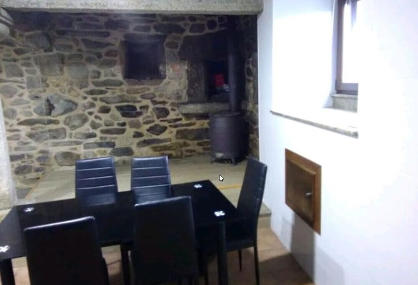 Albergue Santa Lucia De Olveiroa
