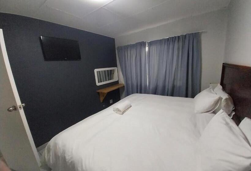 هتل Ngandu At Sea