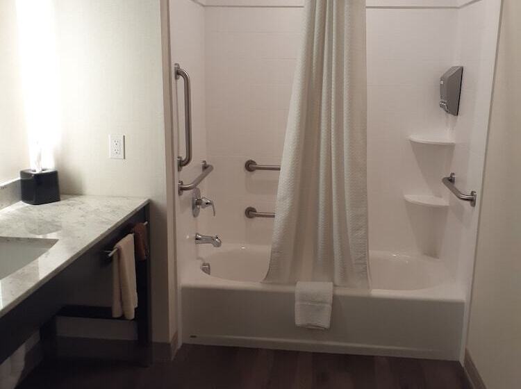 فندق Simple Suites Boise Airport