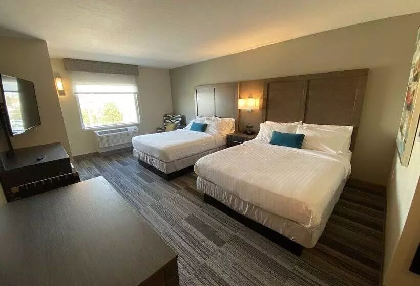هتل Simple Suites Boise Airport