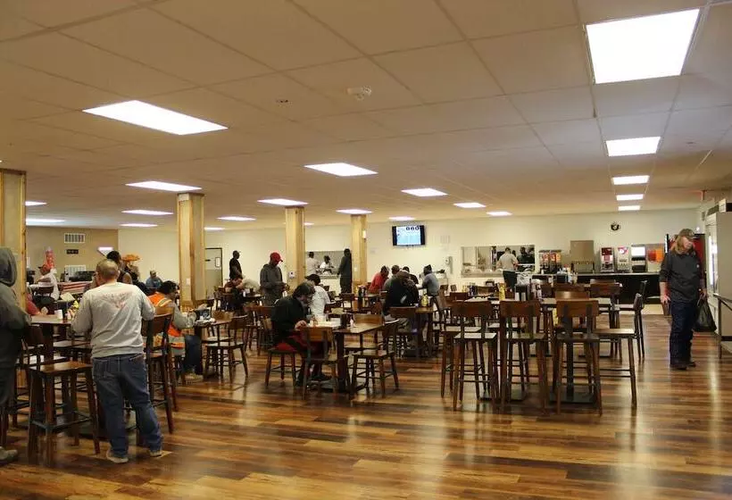 Hotelli Target Hospitality   Jal Lodge